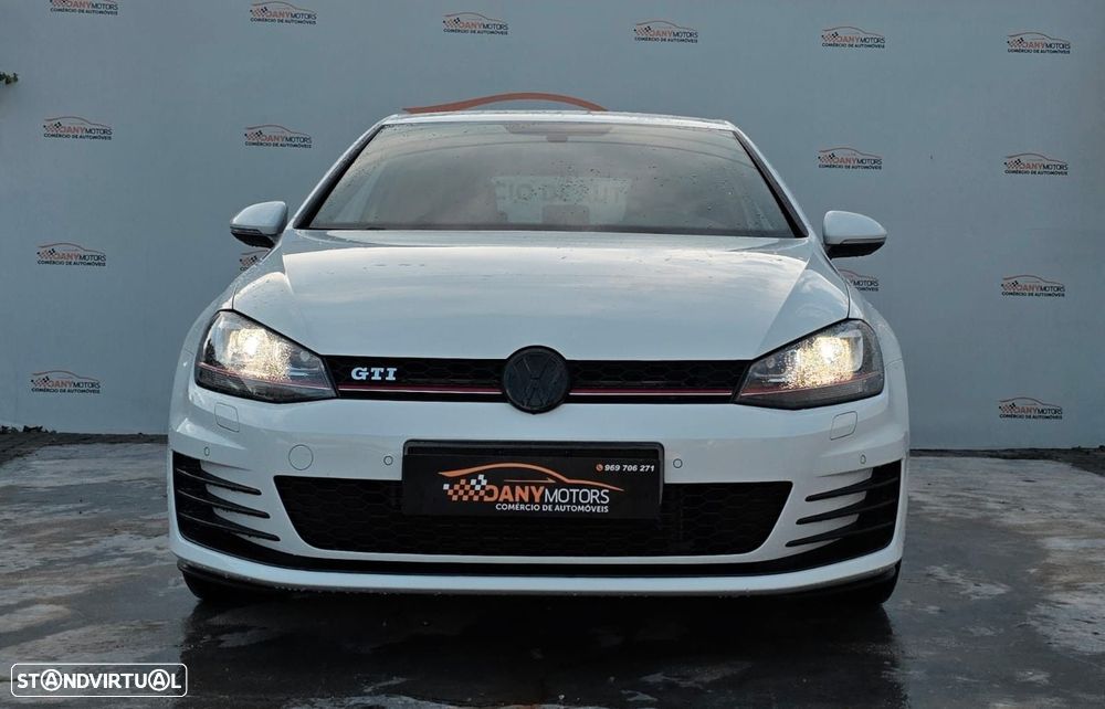 VW Golf 2.0 TSi GTi - 1