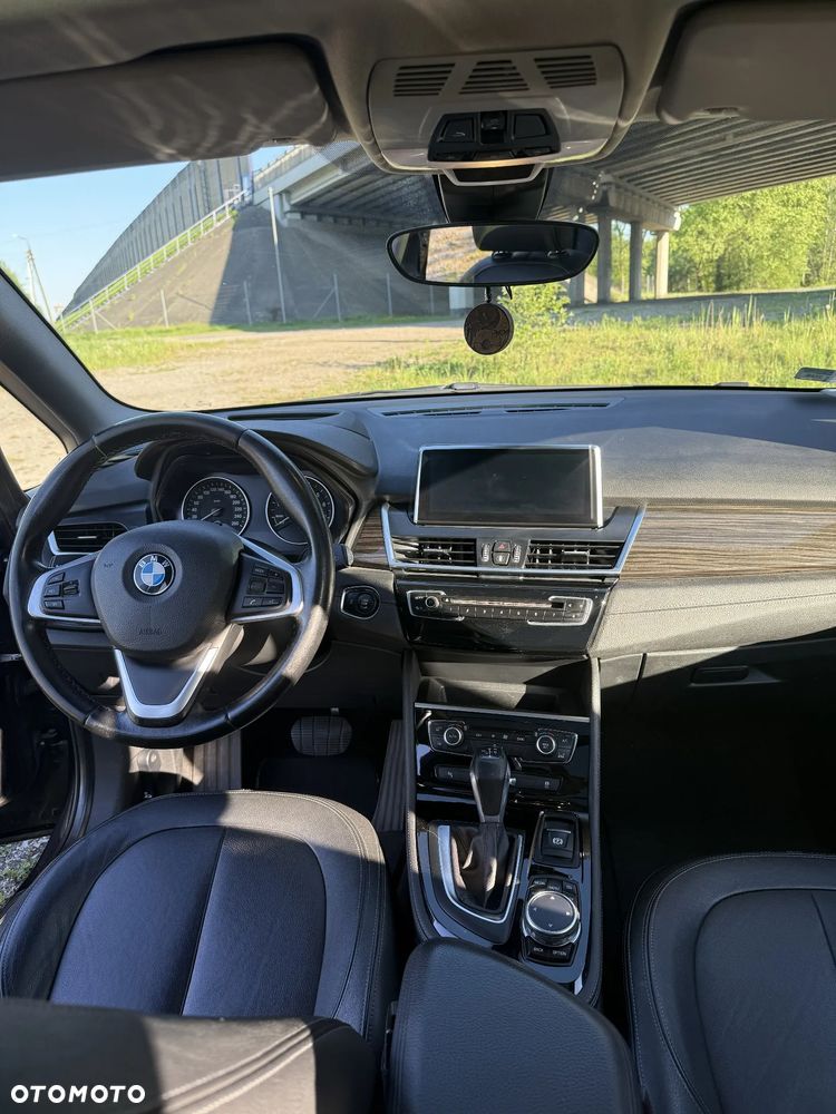 BMW Seria 2 220i Sport-Aut Luxury Line - 2