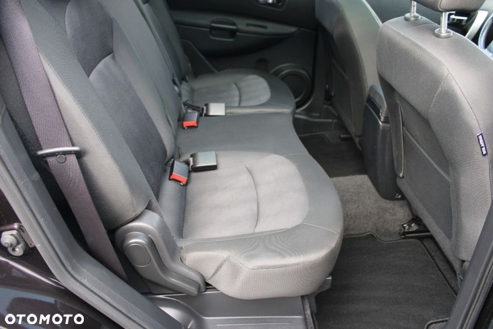 Nissan Qashqai+2 - 32