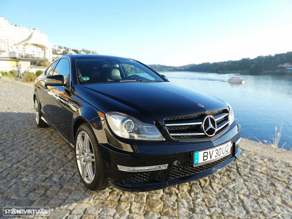 Mercedes-Benz C 180 Coupe 7G-TRONIC AMG Line - 2