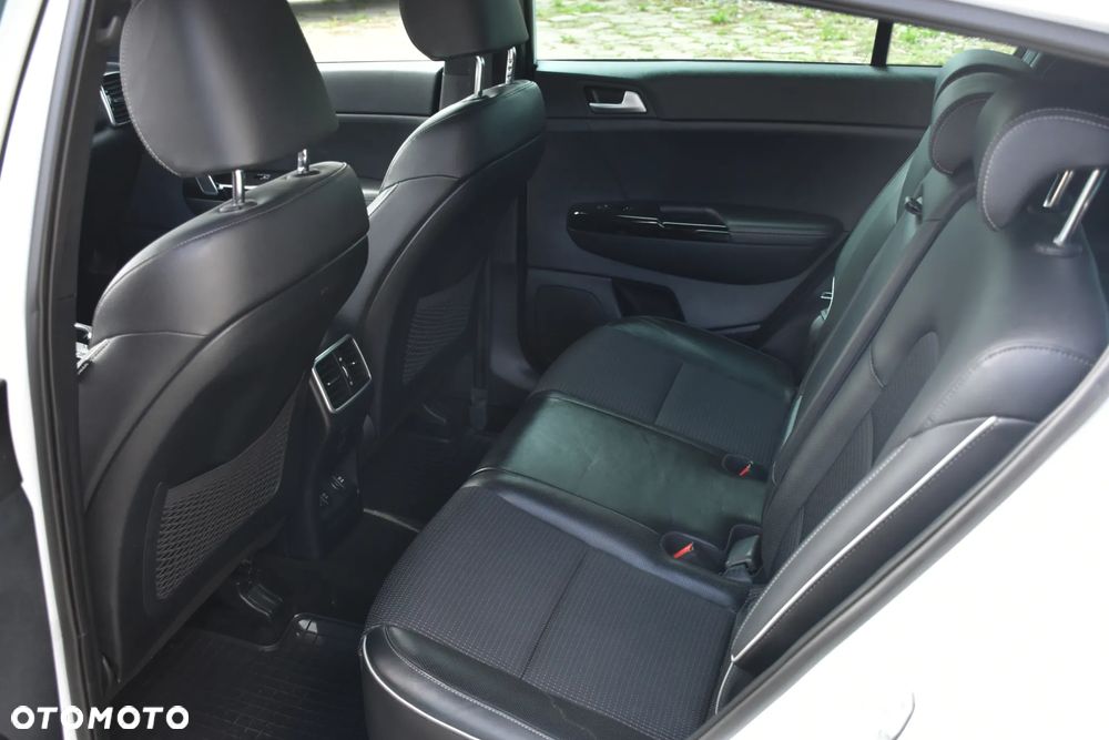 Kia Sportage 2,0 CRDI AWD GT Line - 23