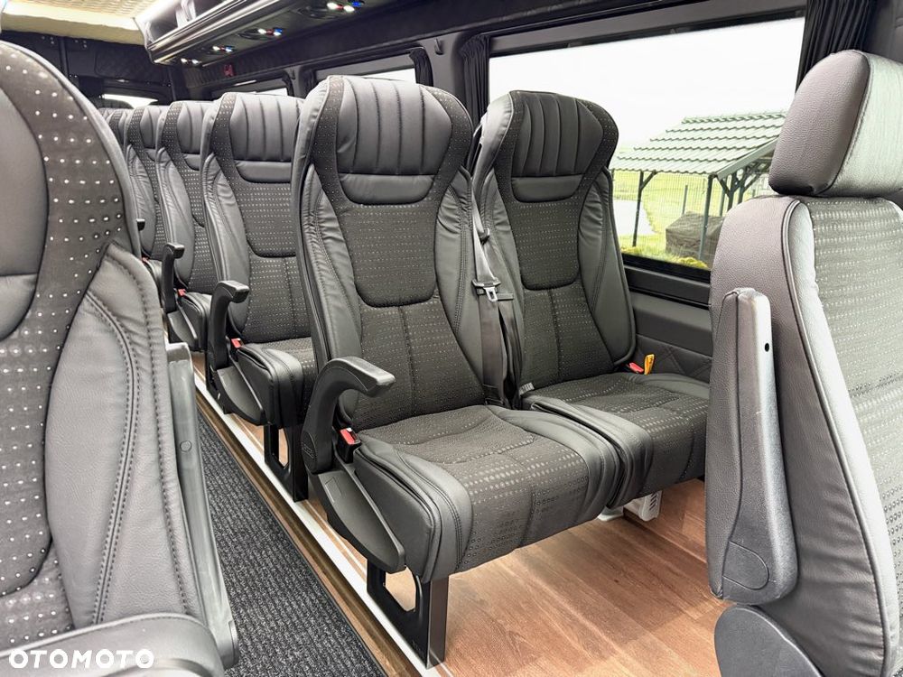 Mercedes-Benz Sprinter 519 Tourist Line GSR II - 12