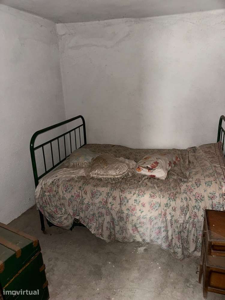 Moradia de 2 Pisos em Vila Nova de Foz Côa (Santo Amaro) - Grande imagem: 5/10