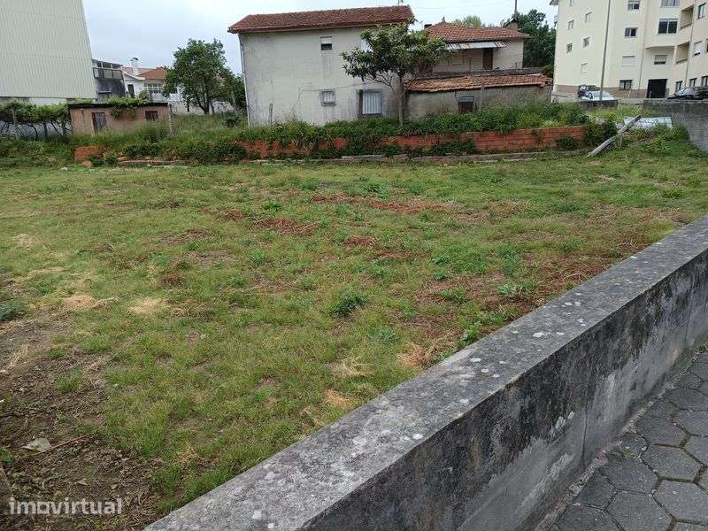 Terrenos Urbanos - Grande imagem: 3/5