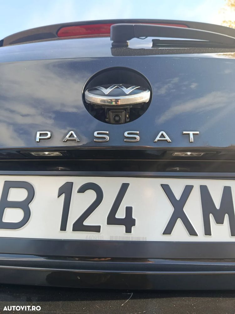 Volkswagen Passat Variant 2.0 TDI SCR DSG Elegance - 6