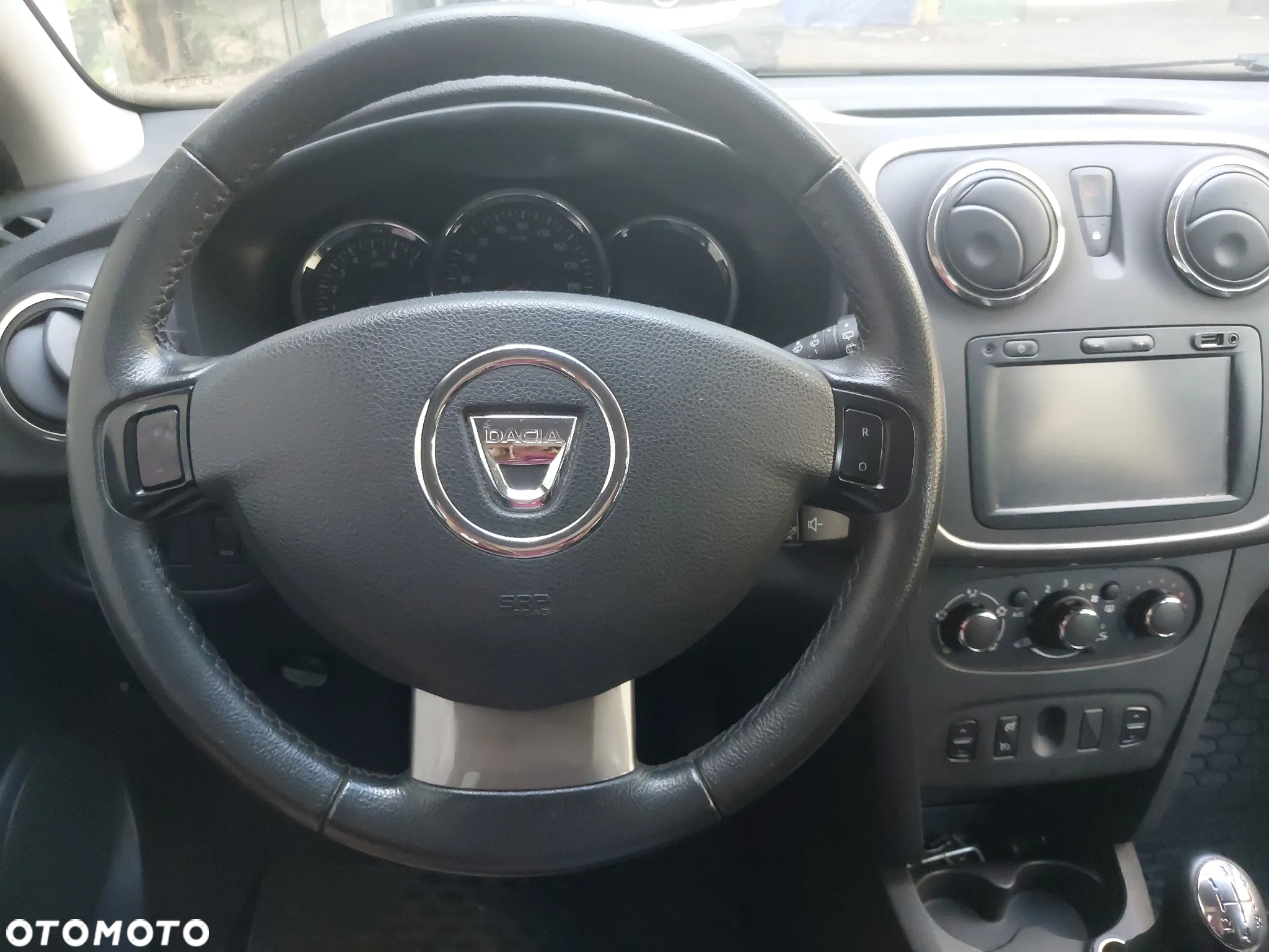 Dacia Sandero Stepway 0.9 TCe Laureate - 12