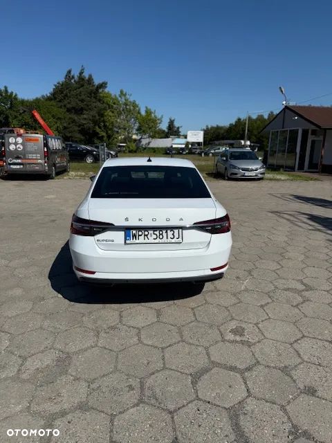 Skoda Superb 2.0 TDI SCR Ambition DSG - 3