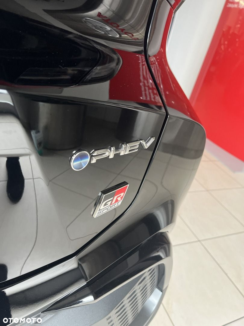 Toyota C-HR - 12