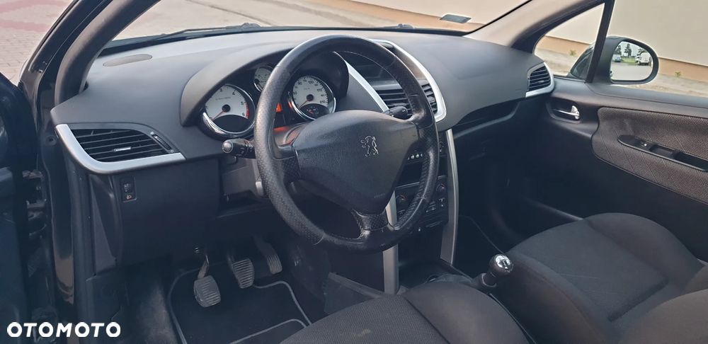 Peugeot 207 1.6 HDi 16V Trendy - 7