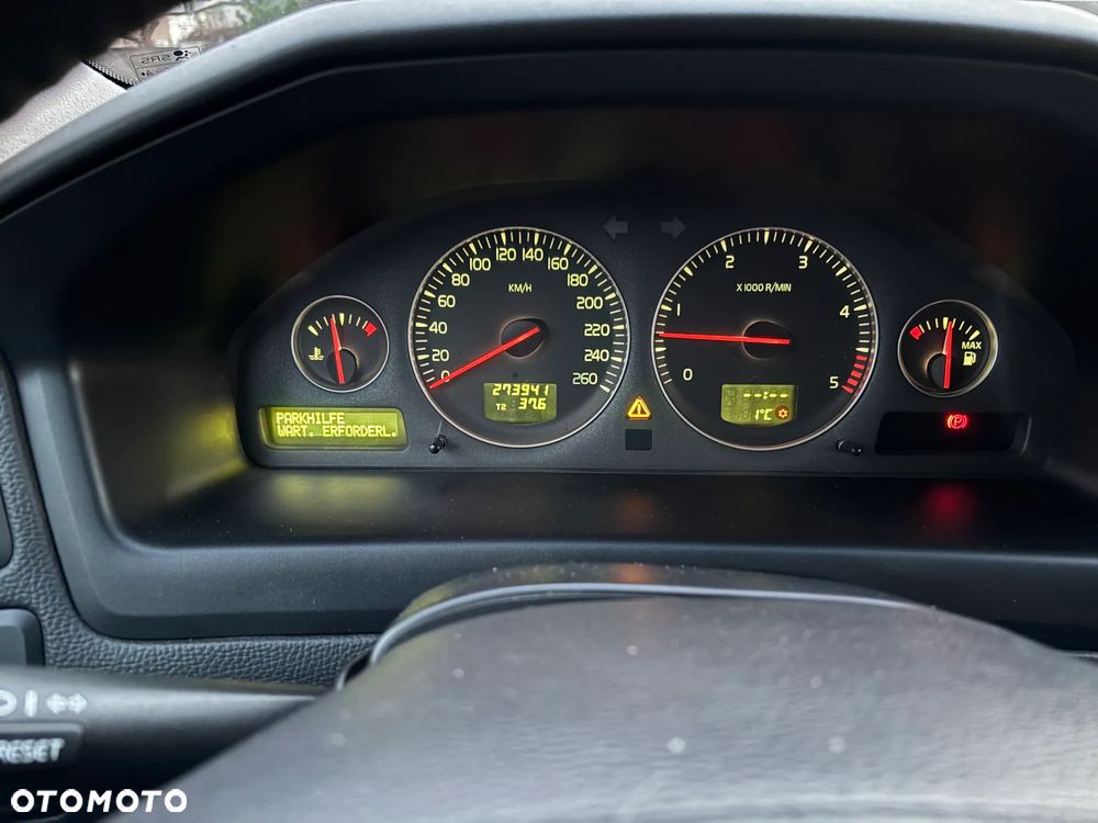 Volvo S60 2.4D Momentum - 13