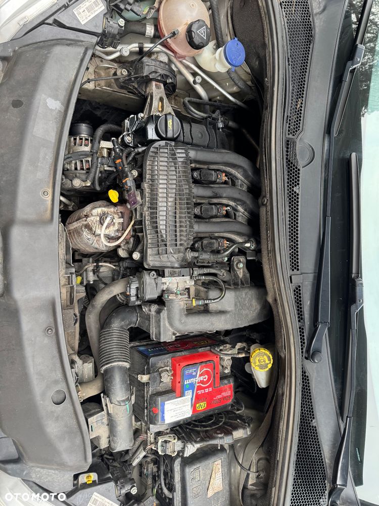 Peugeot 208 1.2 PureTech Access - 30