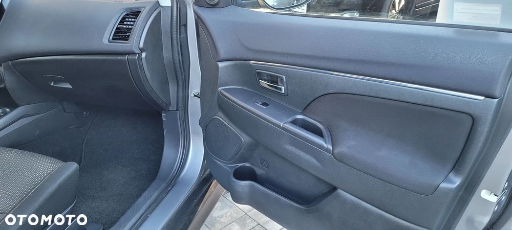 Mitsubishi ASX - 20
