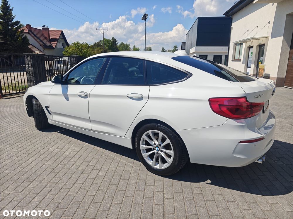 BMW Seria 3 320d - 14