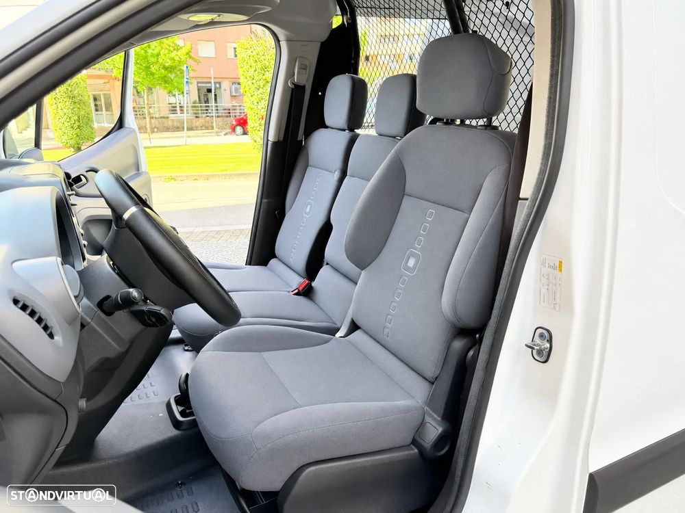 Citroën BERLINGO 1.6 HDI 90 CV - LONGA - 3 LUGARES - 7