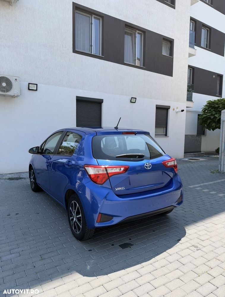 Toyota Yaris - 4
