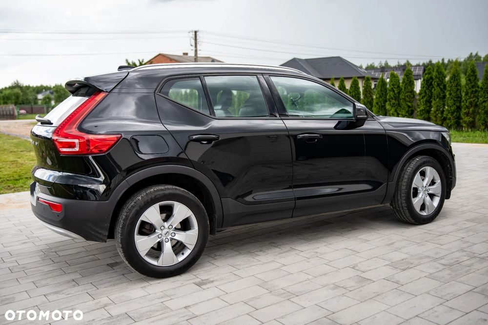 Volvo XC 40 D3 SCR Momentum - 12