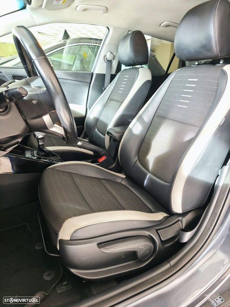 Kia Stonic 1.0 T-GDI Tech 7DCT - 15