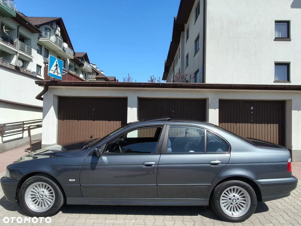 BMW Seria 5 - 10