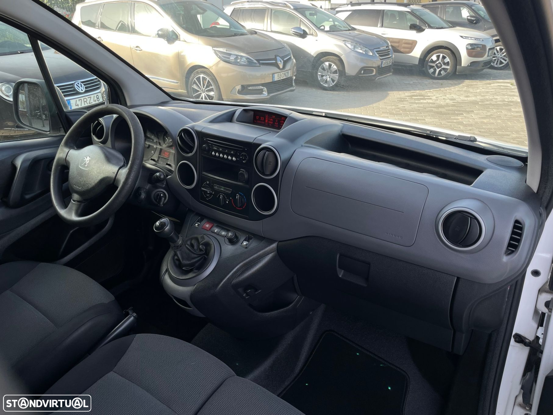 Peugeot Partner 1.6 BlueHDi L1 Premium 3L - 14