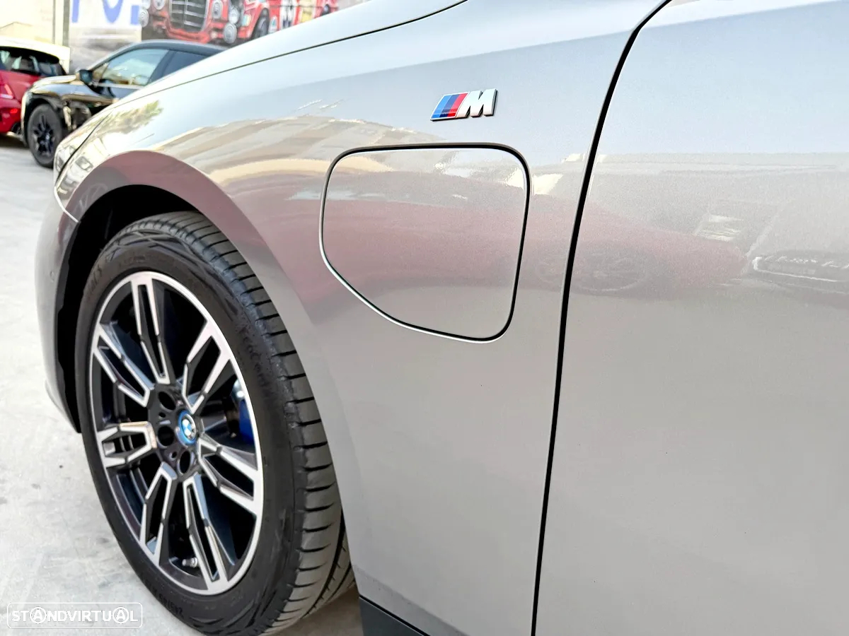 BMW 530 e Pack Desportivo M Pro - 55