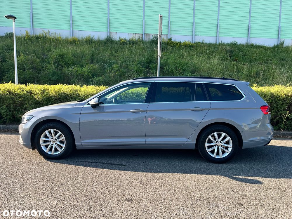 Volkswagen Passat Variant 1.5 TSI EVO Business DSG - 2