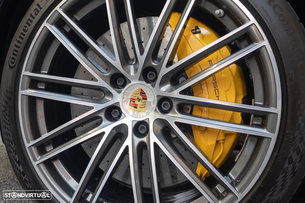 Porsche Cayenne Turbo S E-Hybrid — fotografia 5