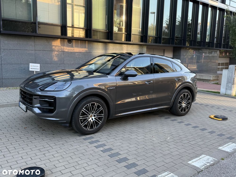 Porsche Cayenne E-Hybrid PHEV Black Edition - 32