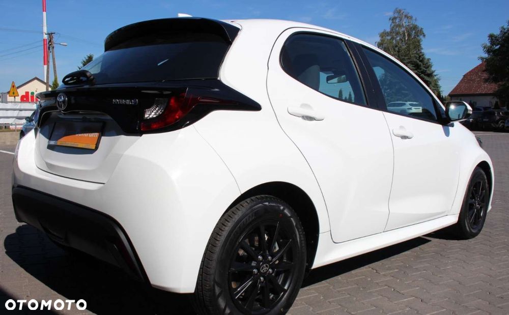 Toyota Yaris - 8