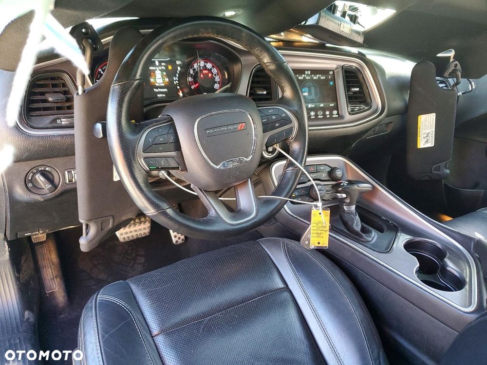 Dodge Challenger Automatik SXT Plus - 9