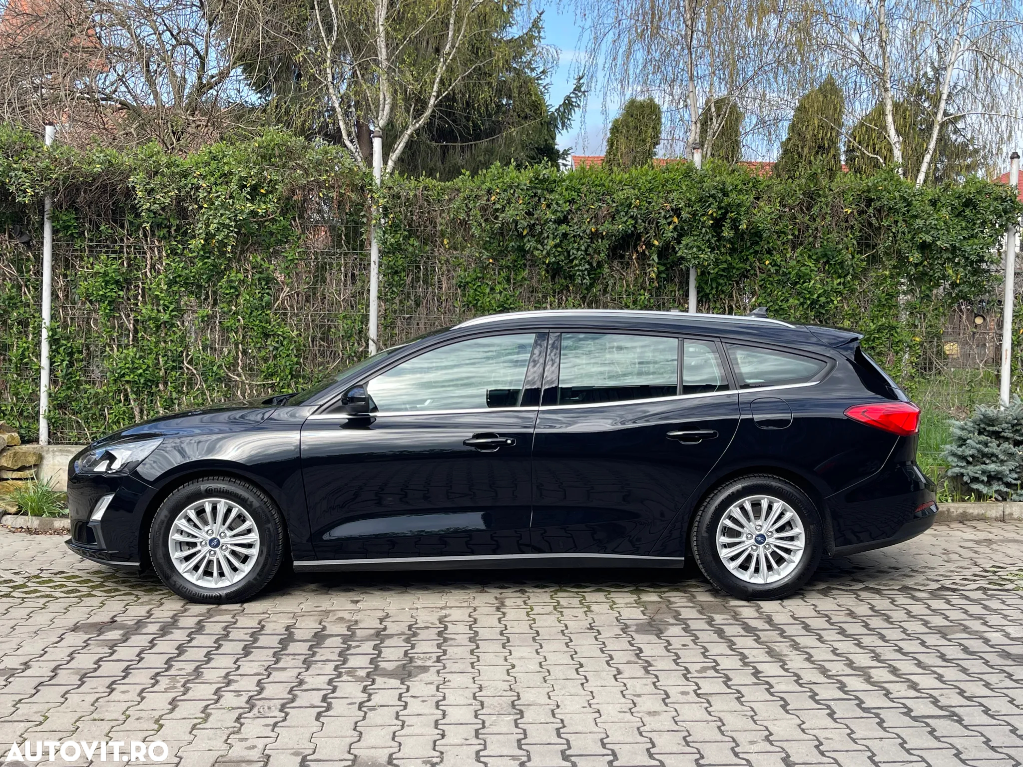 Ford Focus Turnier 1.5 EcoBlue Start-Stopp-System TITANIUM - 6