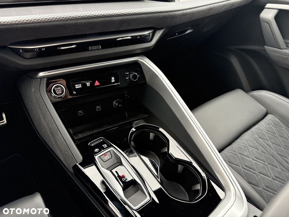 Audi Q5 Sportback - 23