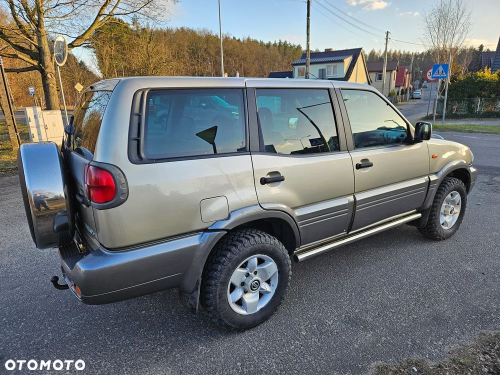 Nissan Terrano 3.0 Di Elegance - 3