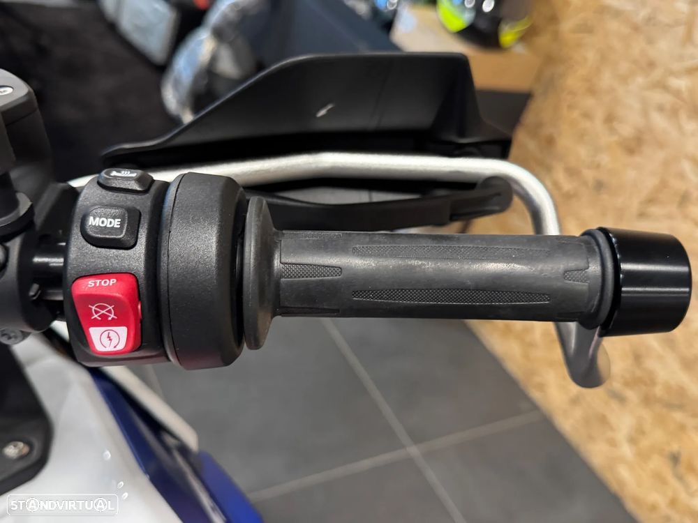 BMW R 1300 GS Adventure - 4