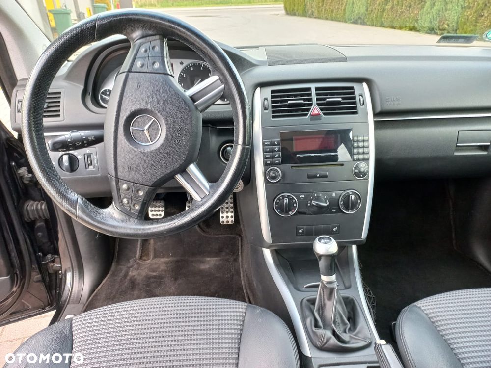 Mercedes-Benz Klasa B 150 - 6