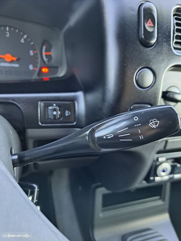 Mitsubishi L200 2.5 TD KING - 9