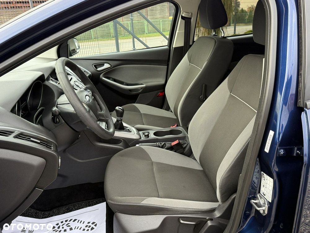 Ford Focus - 23