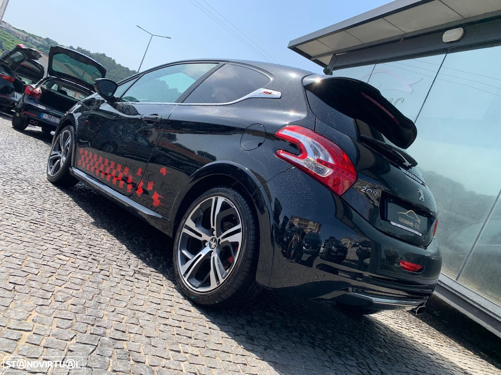 Peugeot 208 1.6 THP GTi - 11