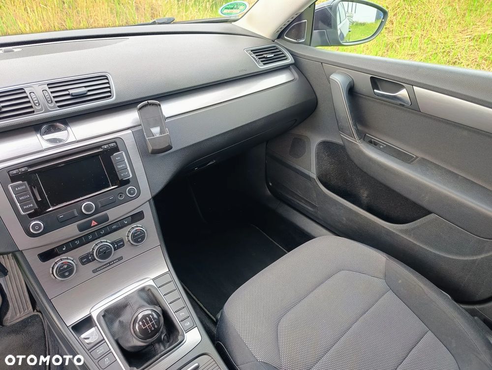 Volkswagen Passat 1.4 TSI Exclusive - 22