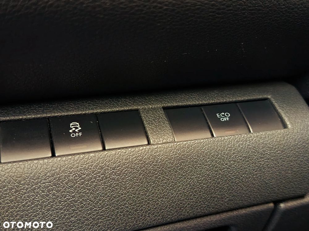 Peugeot 3008 BlueHDi 120 Stop & Start Allure - 23