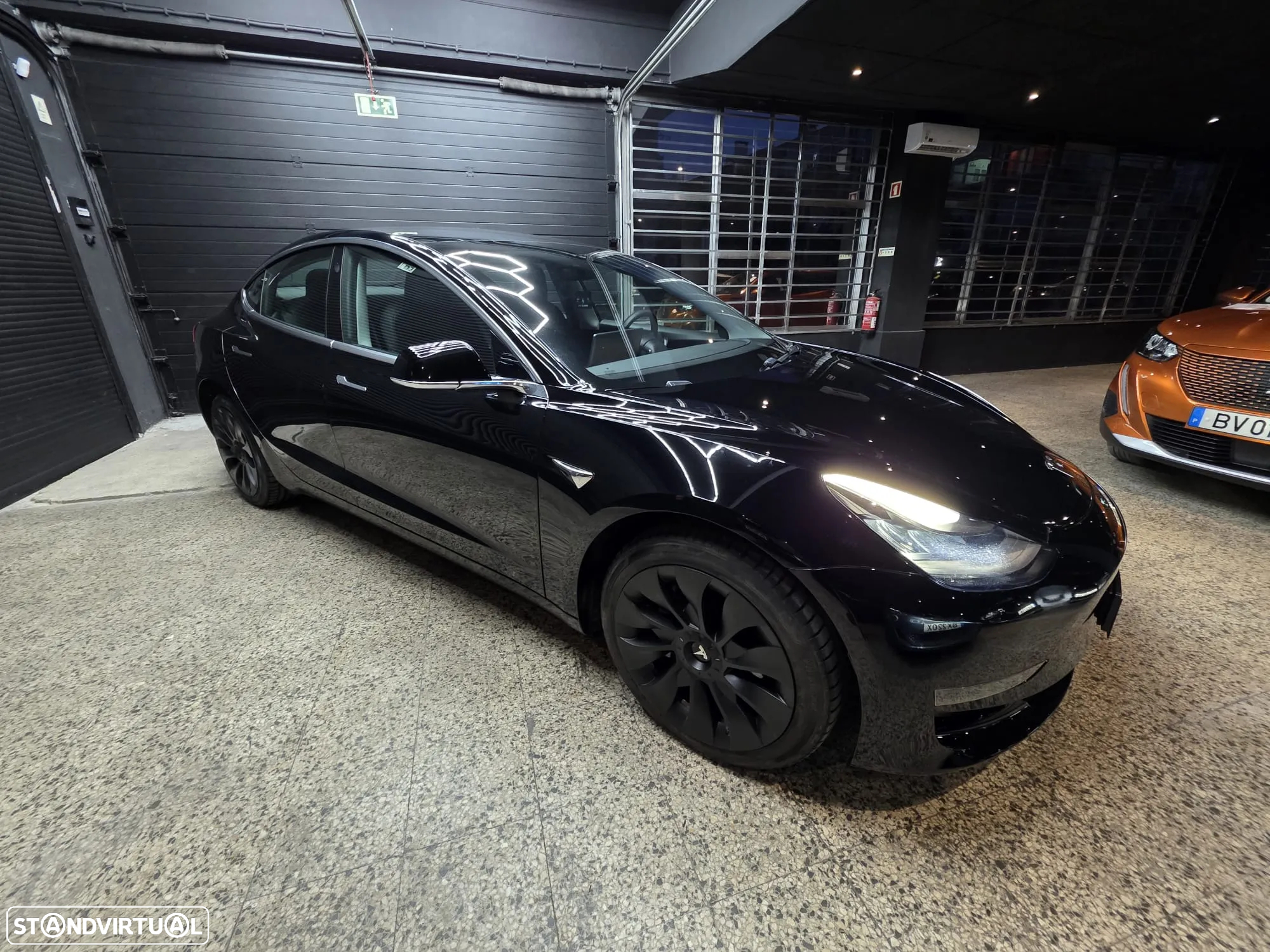Tesla Model 3 Long-Range Dual Motor AWD - 2