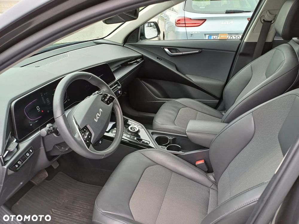 Kia Niro 1.6 GDI Hybrid L - 12