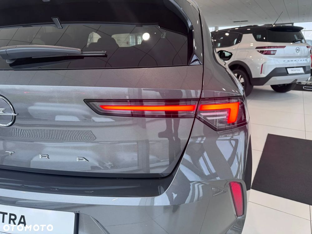 Opel Astra 1.2 T Edition S&S - 19