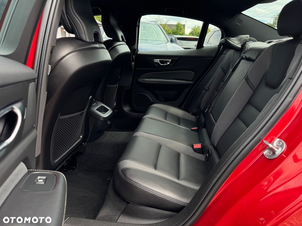 Volvo S60 B4 B Geartronic RDesign - 25