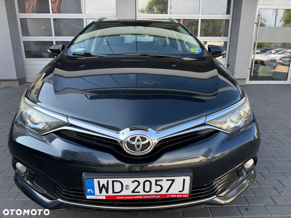 Toyota Auris 1.6 Premium - 22