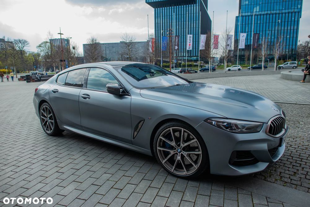 BMW Seria 8 - 24