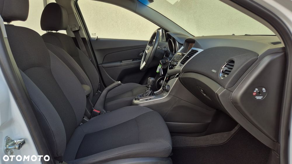 Chevrolet Cruze 1.6 LT+ - 7