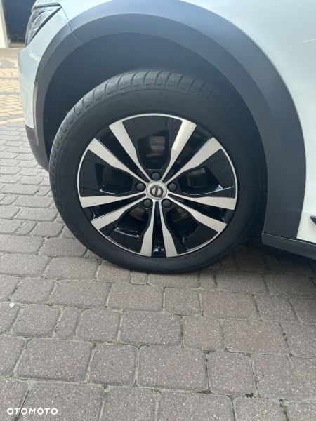 Volvo V90 D4 SCR AWD R-Design - 16