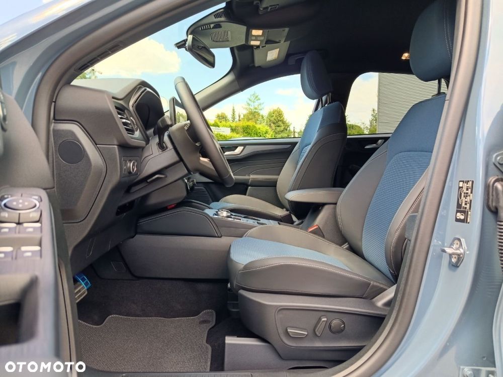 Ford Kuga - 11