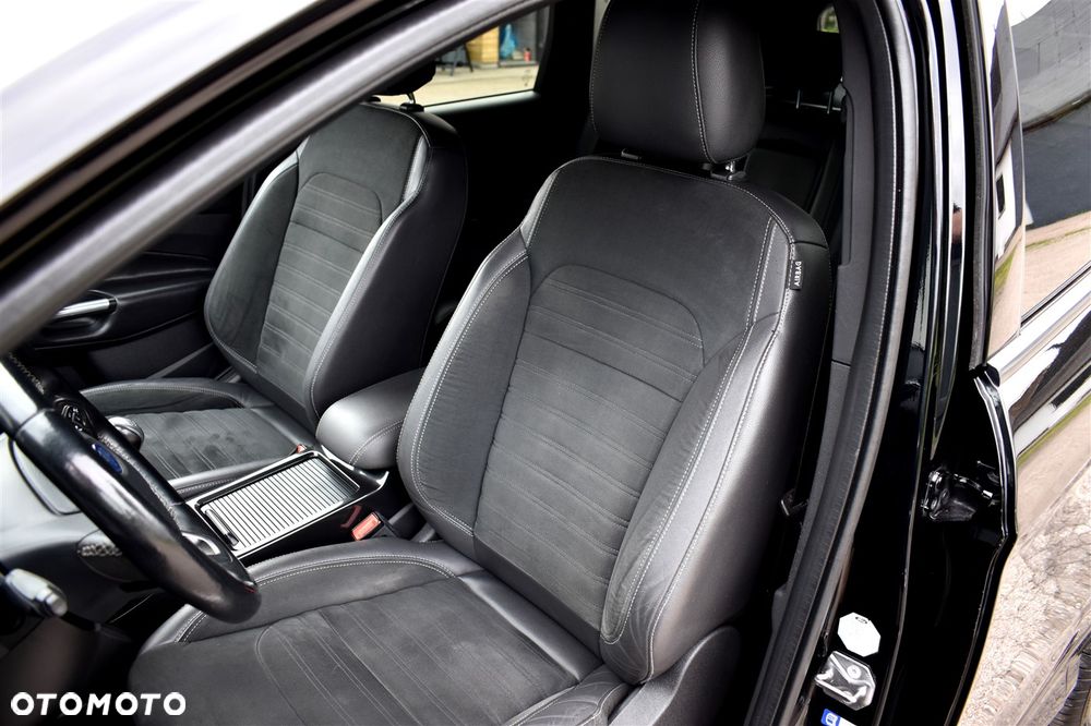 Ford Kuga 2.0 TDCi AWD ST-Line - 14