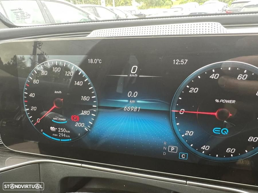 Mercedes-Benz EQC 400 4Matic - 11